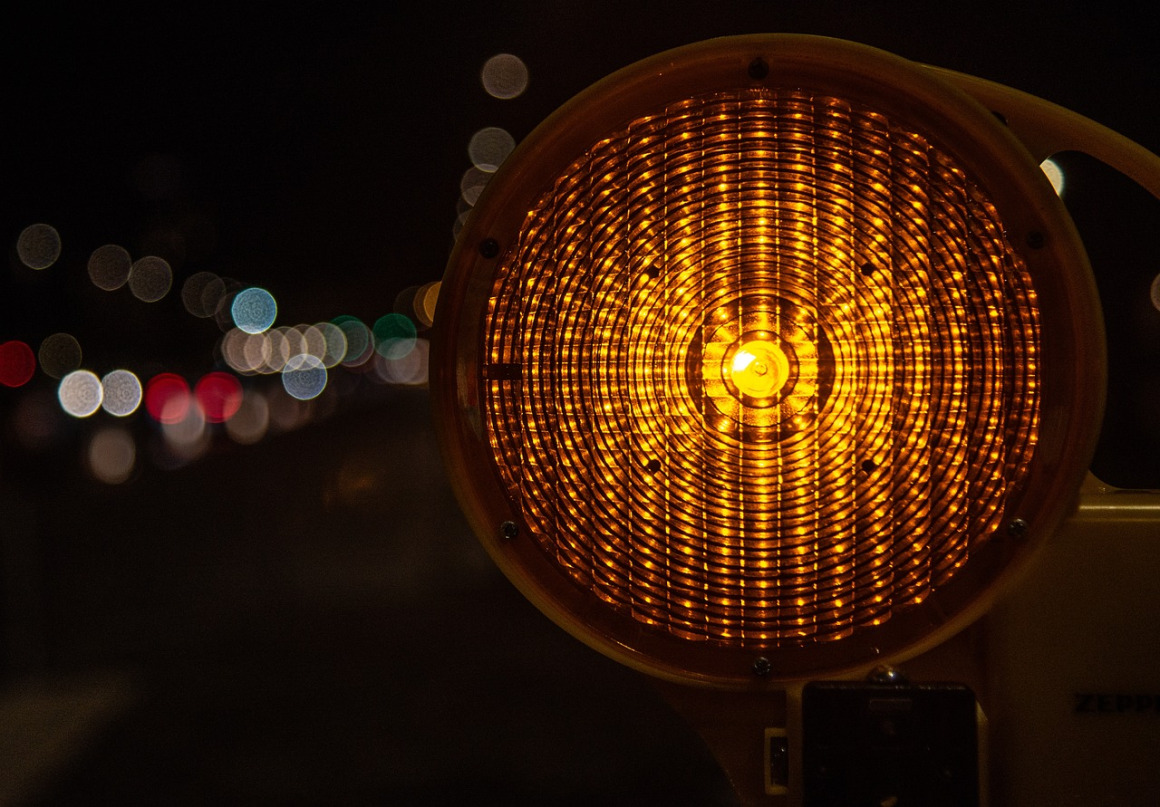 construction site night workers lighting
